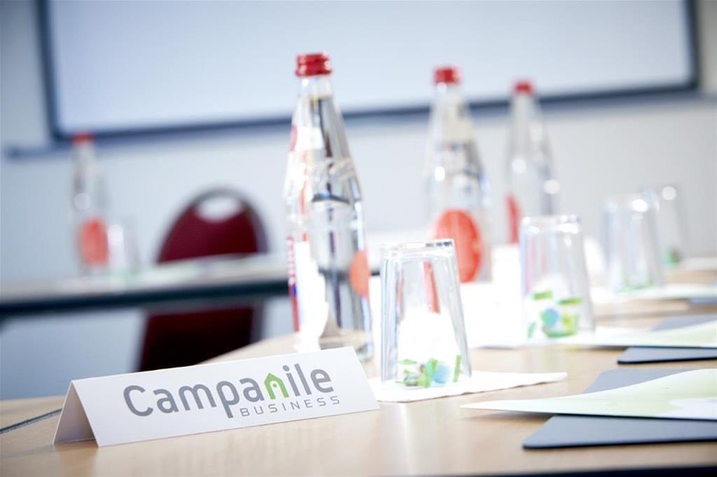 Campanile Carcassonne Est - La Cite Hotel Bagian luar foto